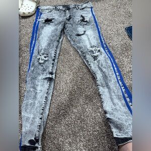 🌶️Distressed Gray and Blue men’s Jeans